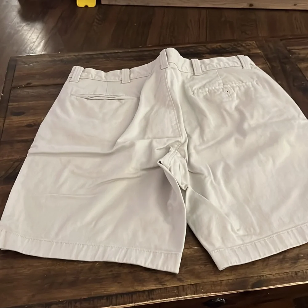 Size 34 - 9” - J. Crew Men’s Shorts - light tan - very gently worn